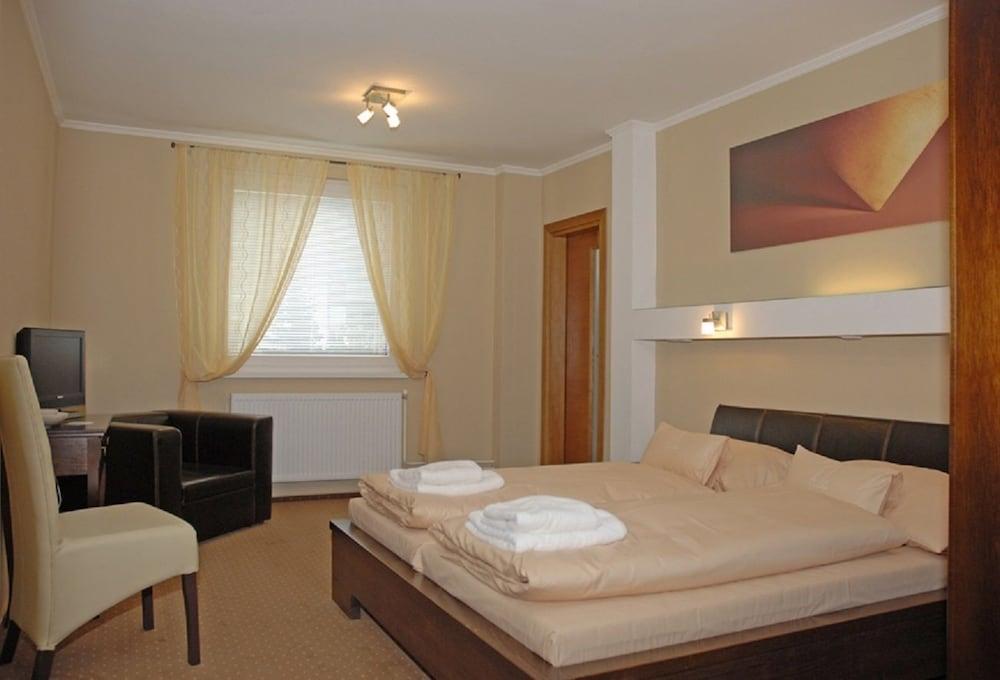 Hotel Galileo Žilina Eksteriør billede